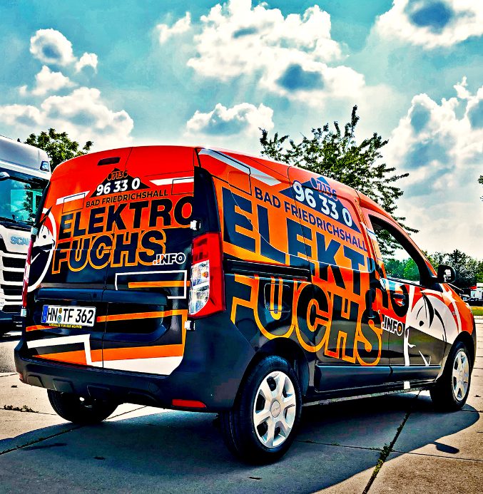 Fahrzeugbeschriftung von SignDesign Heilbronn Werbetechnik