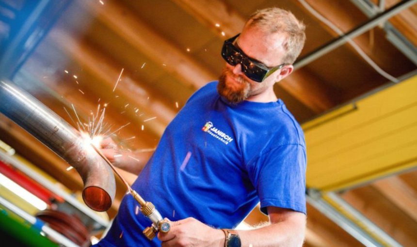 Textildruck fuer Hautechnik Janisch von SignDesign Heilbronn